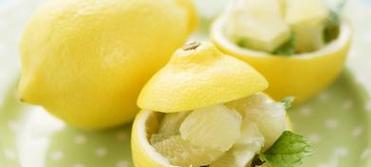 探秘柠檬的种植之道（如何用沙子种出健康营养的柠檬？）