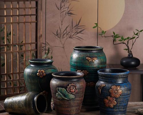 打造迷人的法师盆栽摆件（如何培养法师盆栽的独特魅力，关键在于细致养护）